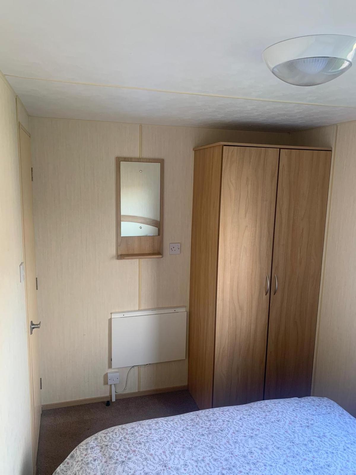 A14 Is A 3 Bedroom Caravan On Whitehouse Leisure Park With Large Decking Apartment *