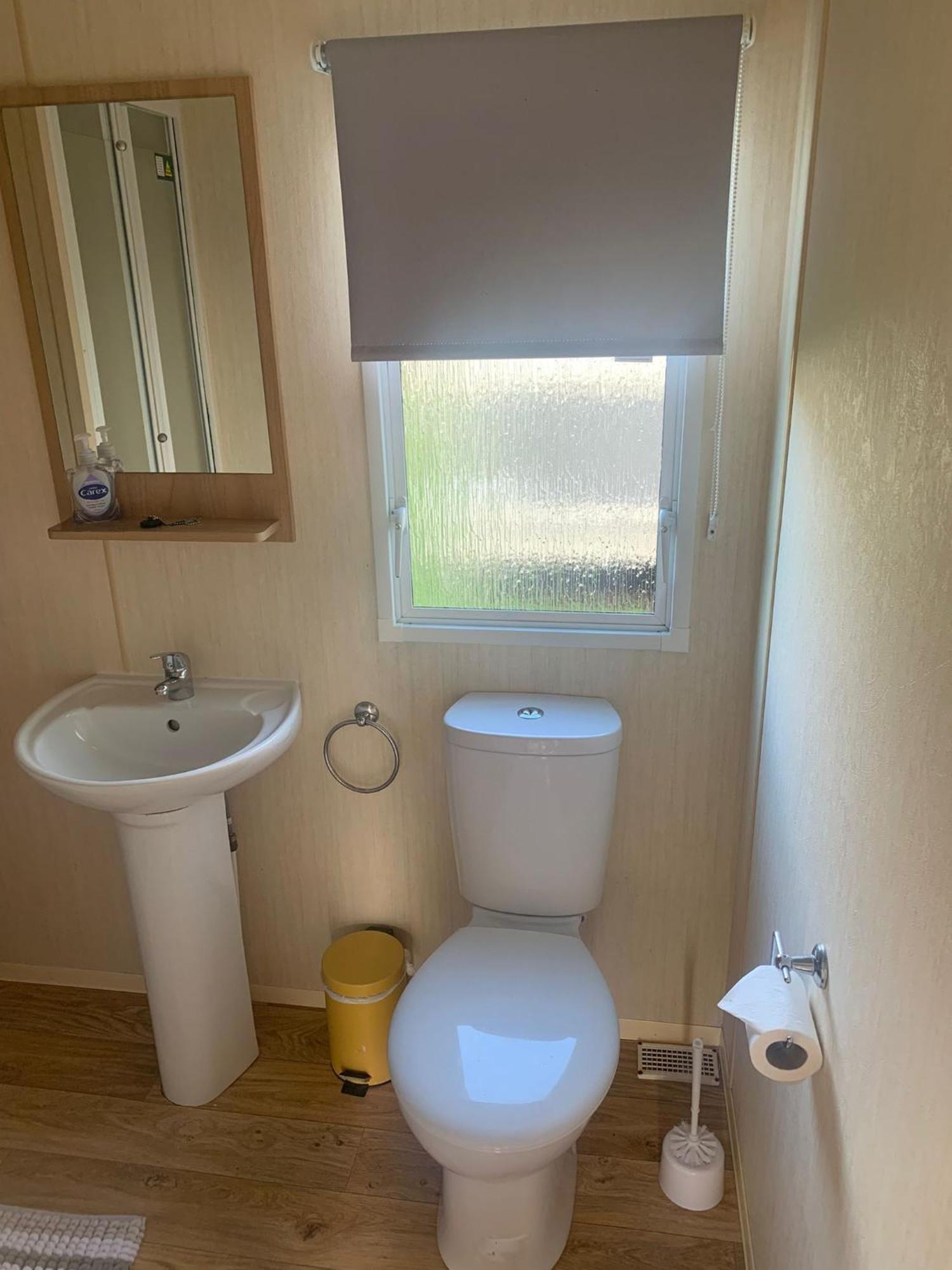 Apartment A14 Is A 3 Bedroom Caravan On Whitehouse Leisure Park With Large Decking Abergele